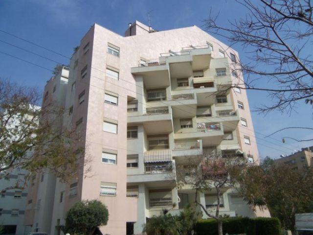 בניין