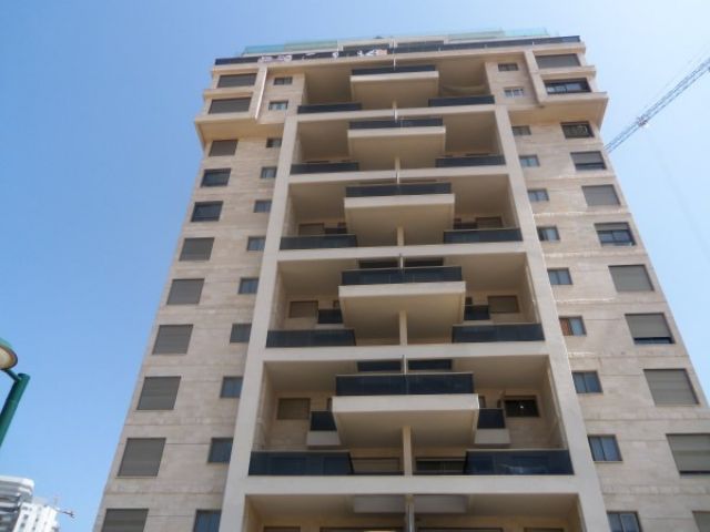 בניין